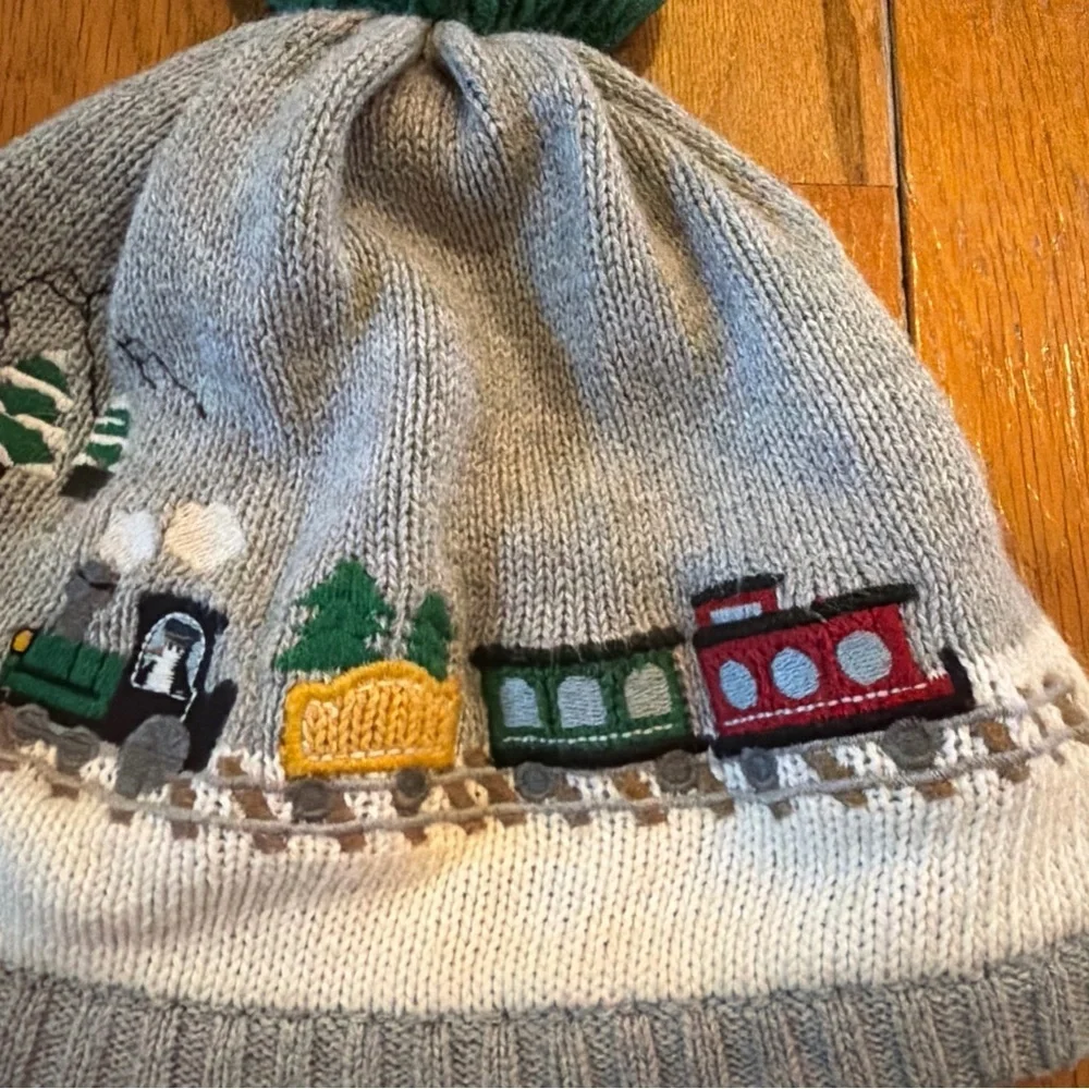 Gymboree Choo Choo Train TRAIN Winter Hat With Tassel Sz 2T 3T Gray Green White